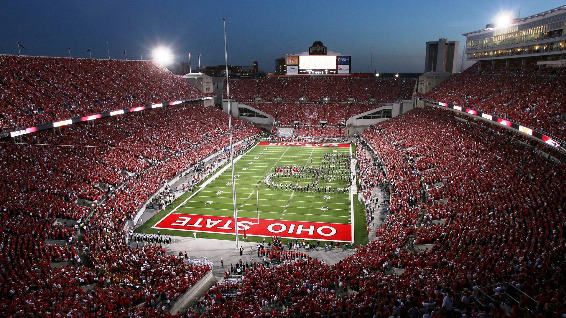 _全球极光滑雪：在光辉中驰骋_，全球极光胜地